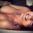 Jaw Dropping Hot Lesbian for Female Lover in Twin Falls